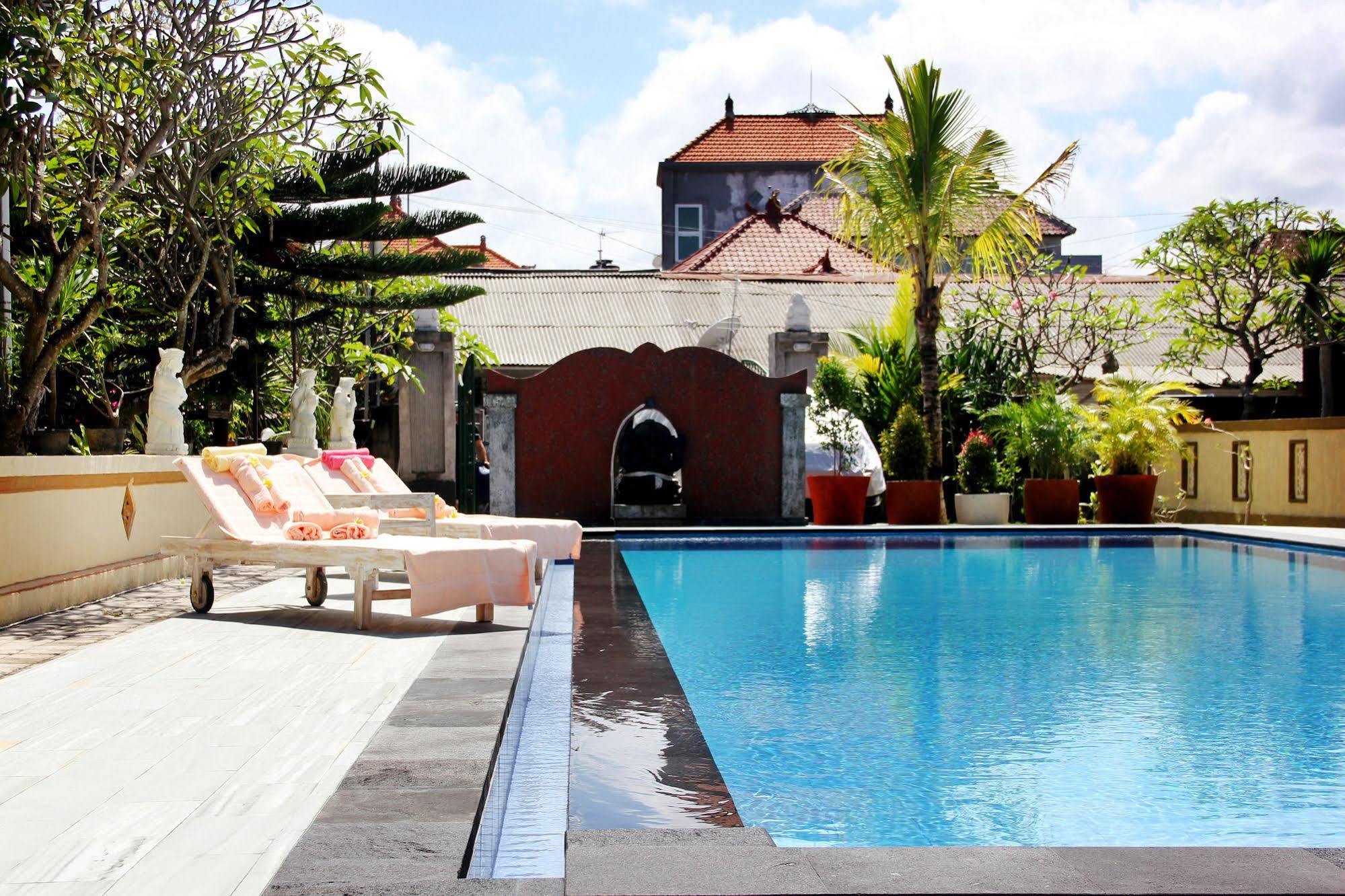 Wisma tamu Warung Coco